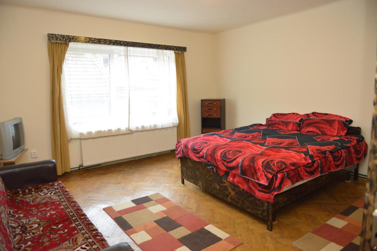 Apartament Oana Brasov Exterior photo